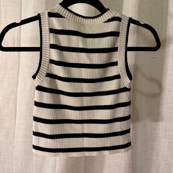 Striped Ribbed Knit Cropped Tank – Black & Cream - Picture 5 of 6